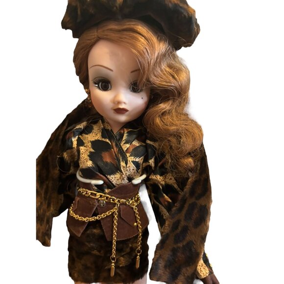 Madame Alexander “Couture Collection Coral and Leopard Travel Ensemble" Doll COA - Picture 1 of 9